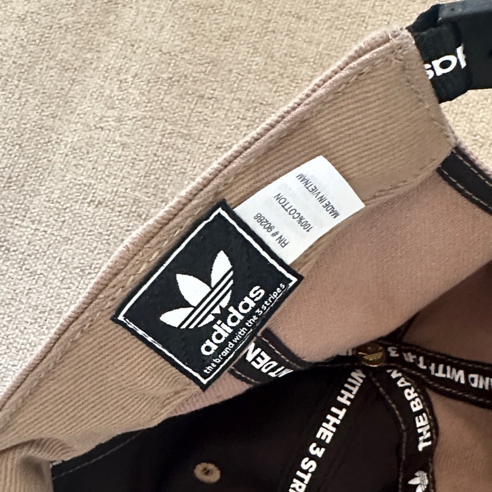 Adidas Classic Tan Cap - Picture 2 of 4